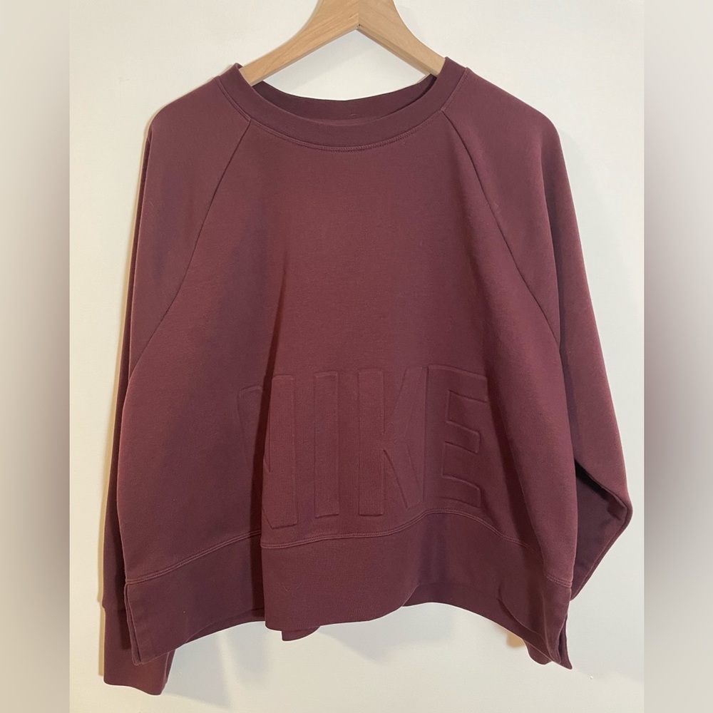 Nike Women's Burgundy Cropped Crewneck Sweatshirt Size XXL EUC - Picture 2 of 12
